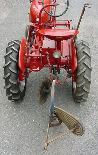 farmall cub plow hook up